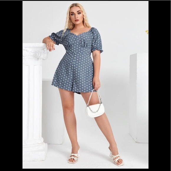 POLKA DOT ROMPER WITH SWEETHEART NECKLINE IN SIZE 1XL - Picture 2 of 12